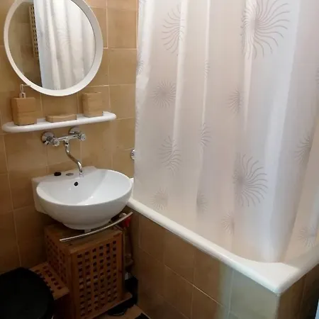 Kate Apartman Postira