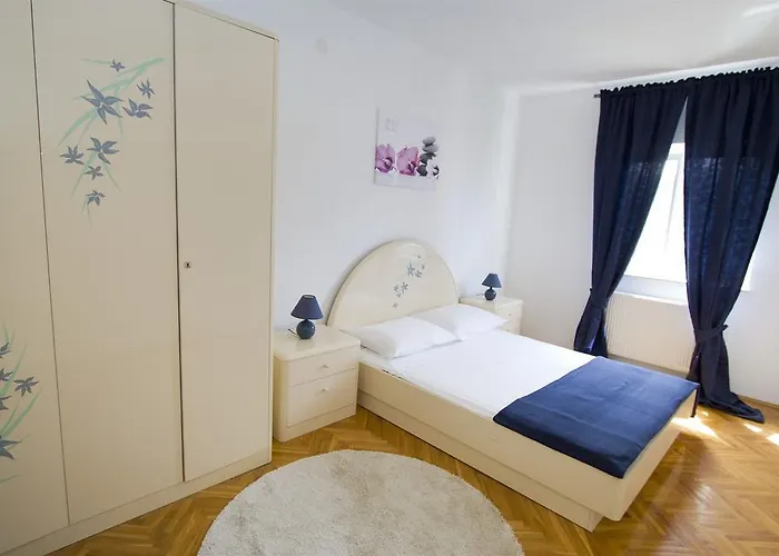 Kate Apartmán Postira